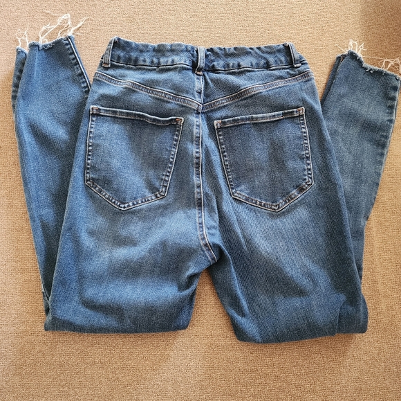 Women's Express Jeans - Picture 2 of 5